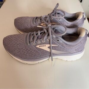 Brooks Transmit Women's Running Shoes - Purple